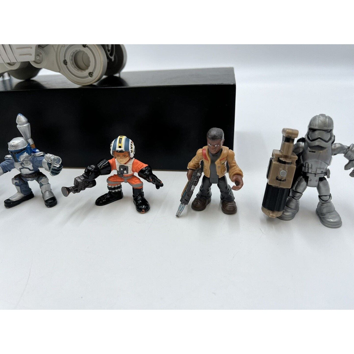 Hasbro Star Wars Galactic Heroes Imperial AT-AT Walker Toys R Us 2009 + Figures