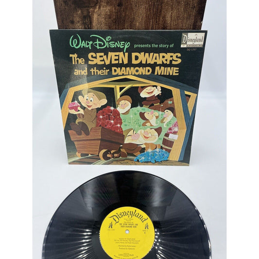 WALT DISNEY - THE SEVEN DWARFS AND THEIR DIAMOND MINE / VINYL LP / 1966 DQ-1297