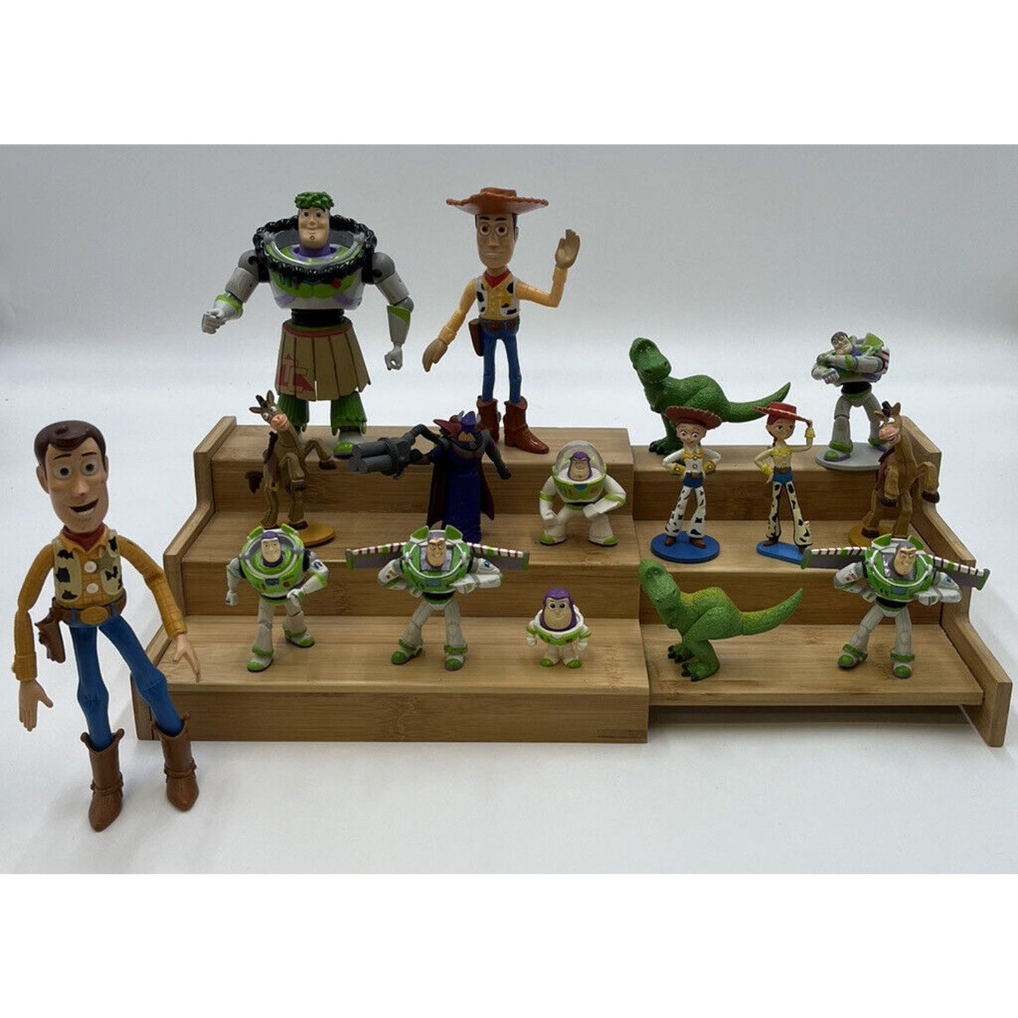 Disney Pixar Toy Story 1 2 3 4 Mixed 16 Piece Figure Figurine Toy LOT