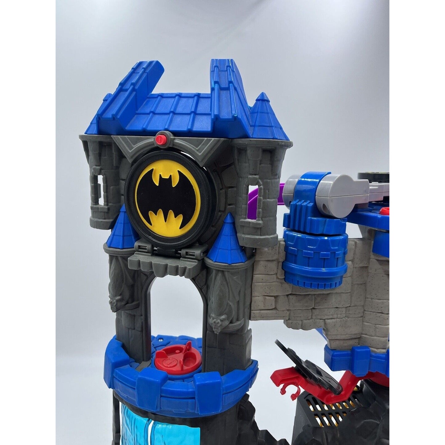 Fisher-Price Imaginext Wayne Manor Batcave Playset w/ Figures